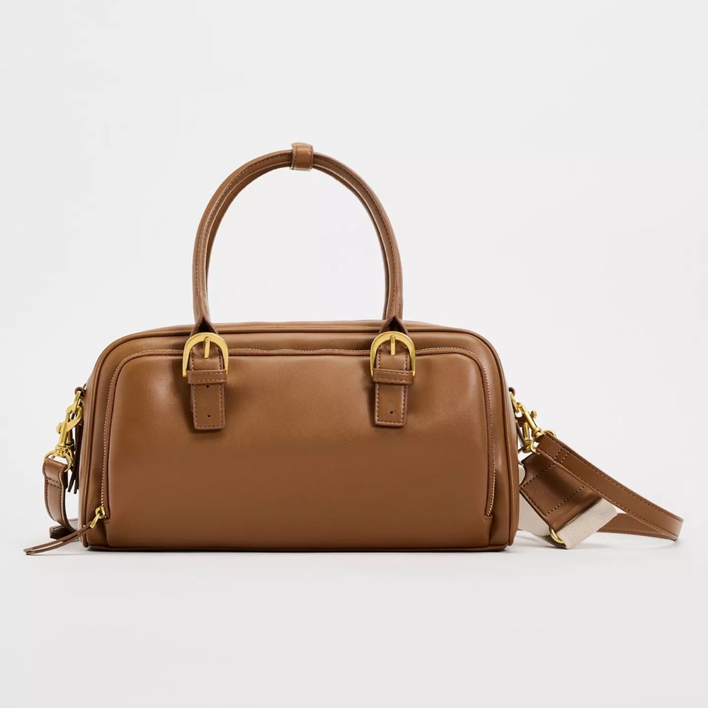 Zippered duffel bag